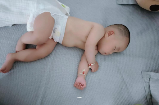 沧州宝宝发烧可以喝牛奶吗